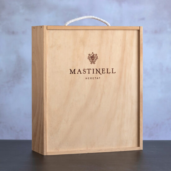 Wooden case for 3 bottles